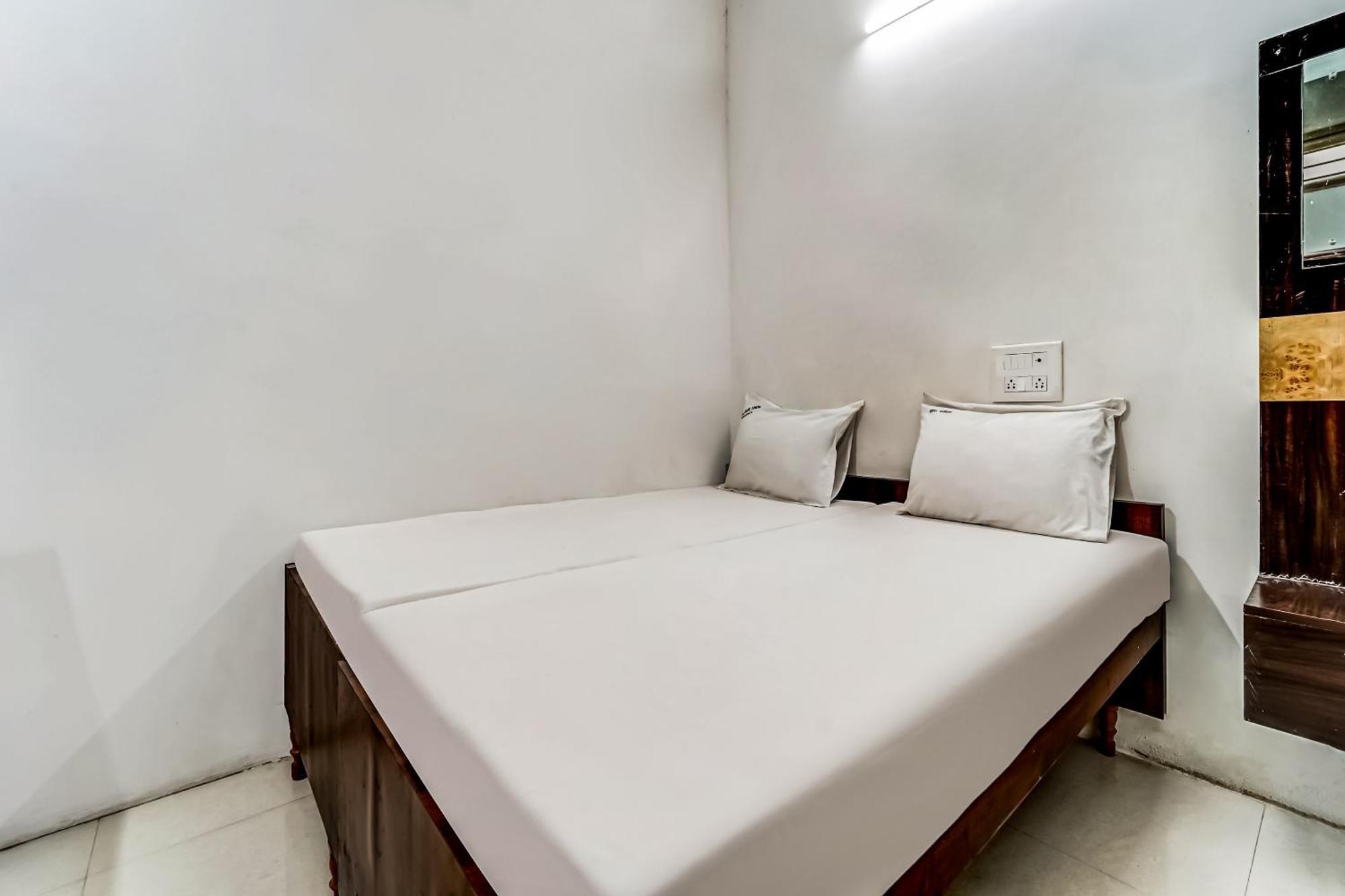 Tirupati Stayz Esterno foto