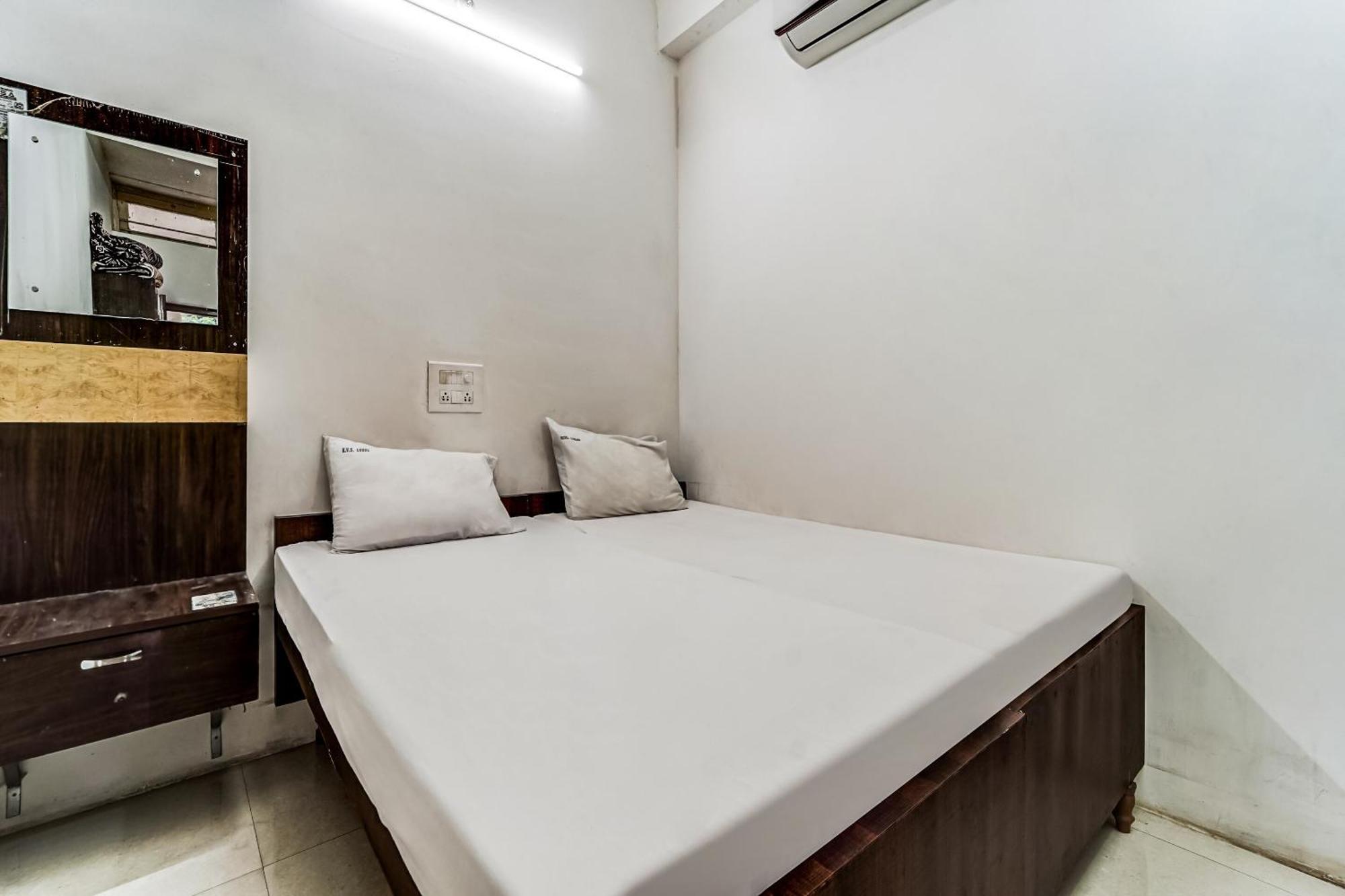 Tirupati Stayz Esterno foto